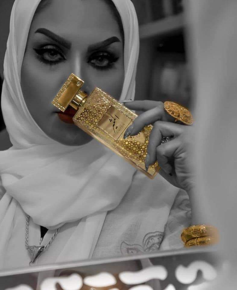 موصوف اسود